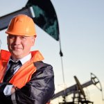 Нефтяник